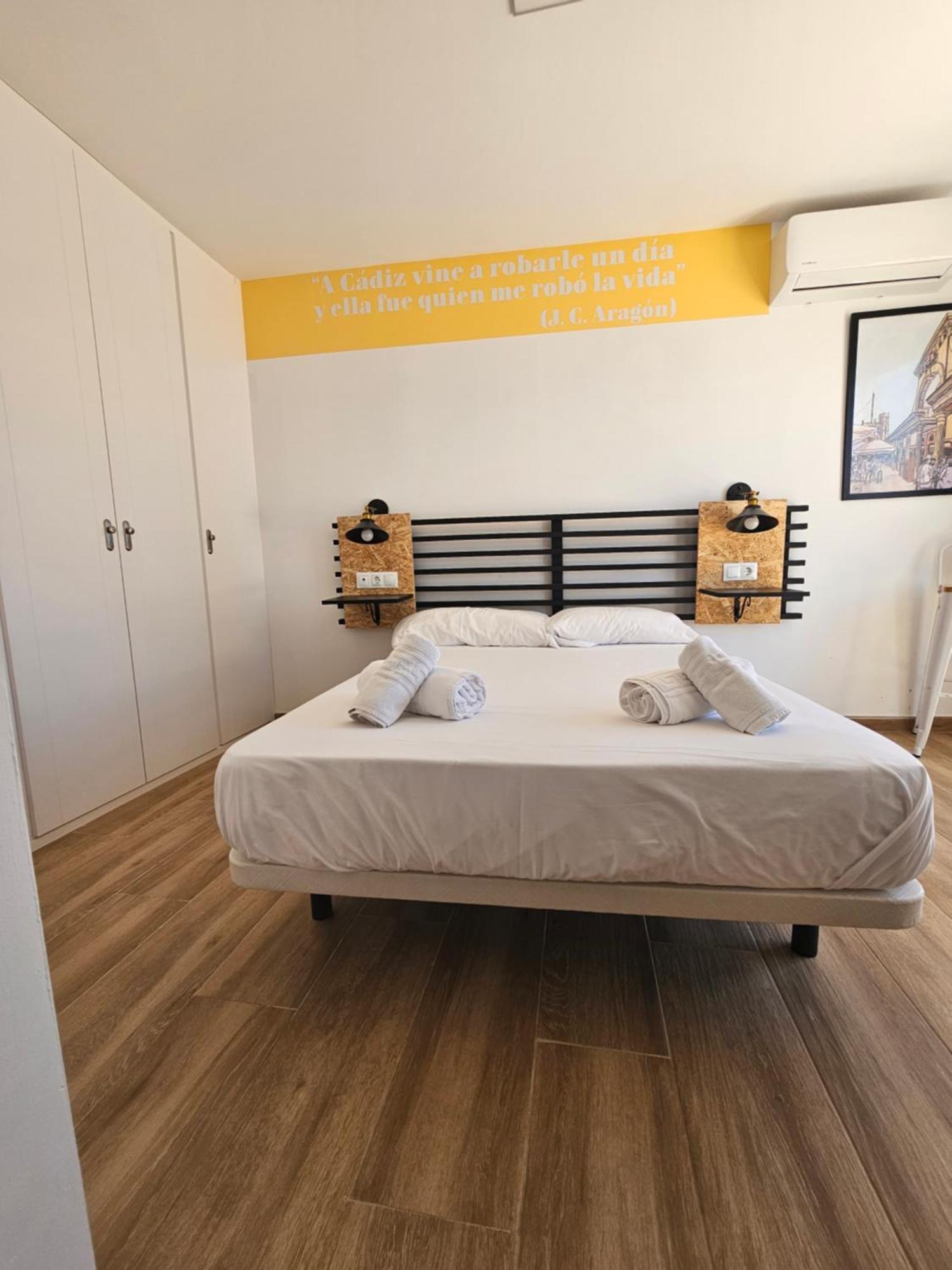 Planeta Cadiz Apartaments Экстерьер фото