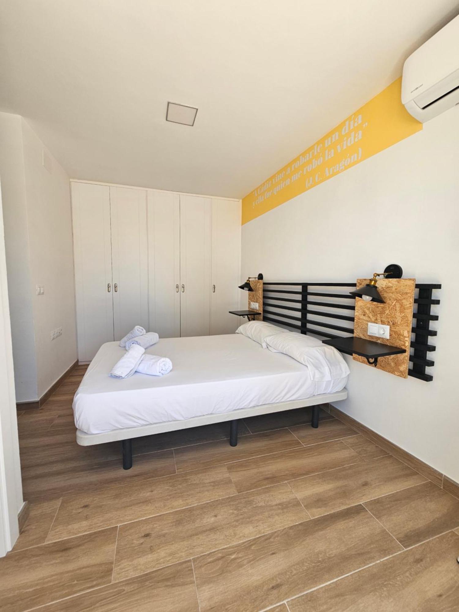 Planeta Cadiz Apartaments Экстерьер фото